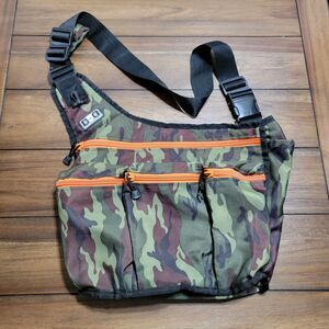Diaper Dude Camo Insulated Crossbody Diaper Bag